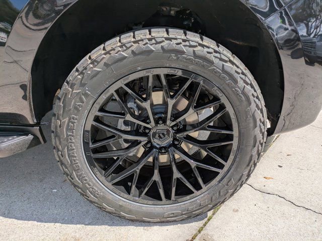 Certified 2025 Ford Expedition Active image 10