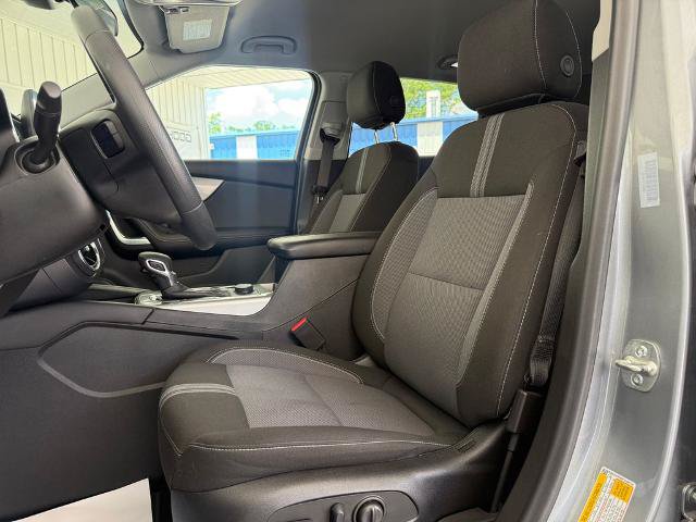 Used 2025 Chevrolet Blazer LT FWD image 6