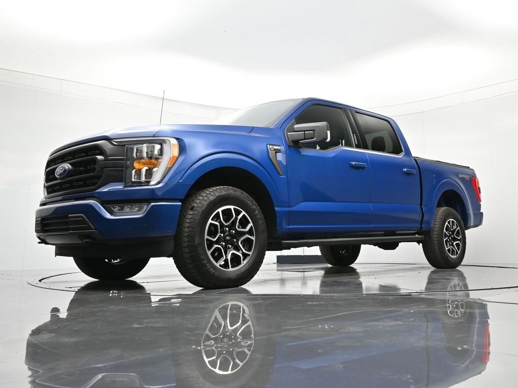 Certified 2022 Ford F150 XLT w/ Equipment Group 302A High image 3