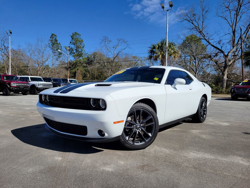Used 2023 Dodge Challenger SXT w/ Plus Package image 1