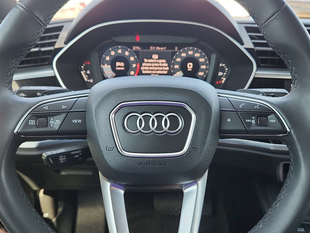 Used 2023 Audi Q3 2.0T Premium Plus w/ Premium Plus Package AWD/4WD image 11