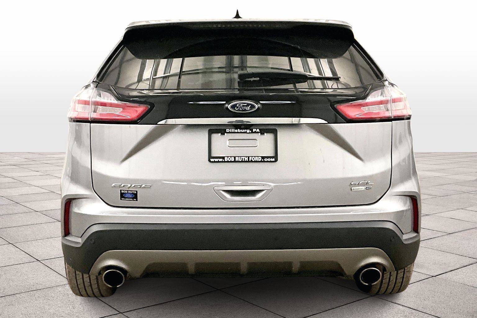 Certified 2020 Ford Edge SEL w/ Convenience Package image 2