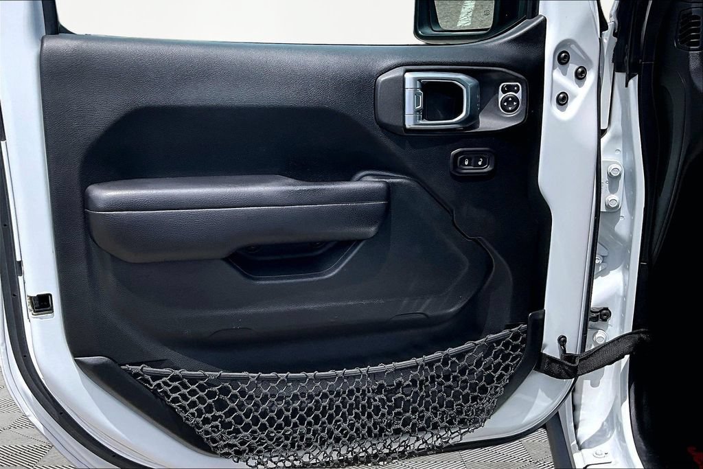 Used 2018 Jeep Wrangler Unlimited Rubicon AWD/4WD image 23