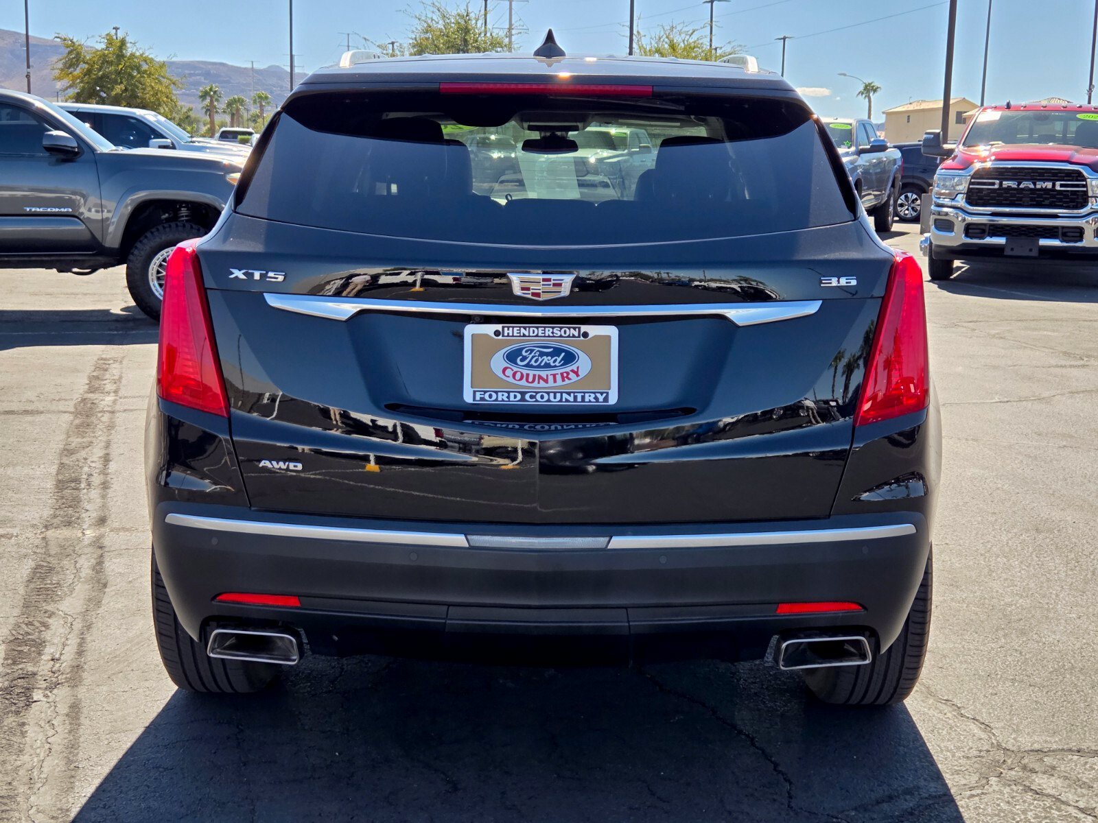 Used 2018 Cadillac XT5 Premium Luxury AWD/4WD image 5