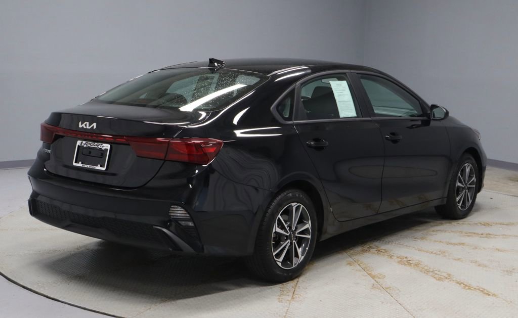 Used 2024 Kia Forte LXS image 10