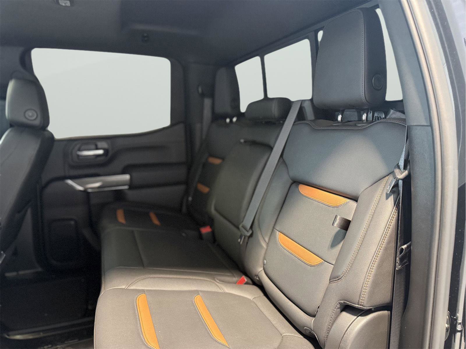 Used 2022 GMC Sierra 1500 AT4 w/ AT4 Premium Package image 23