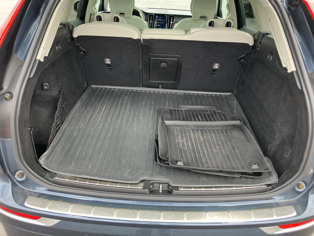 Used 2021 Volvo XC60 T6 Inscription w/ Advanced Package image 9