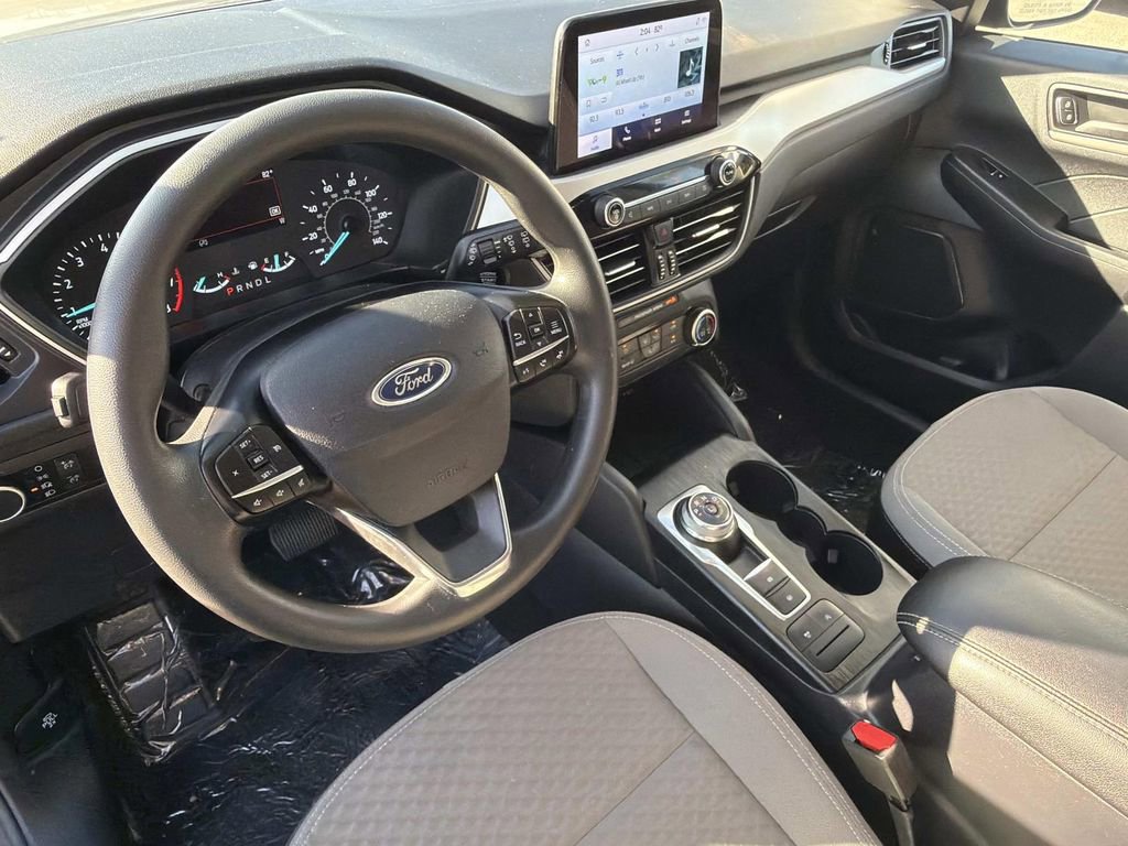Certified 2022 Ford Escape SE image 8