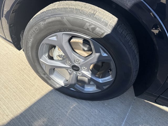 Certified 2023 Ford Escape ST-Line AWD/4WD image 5