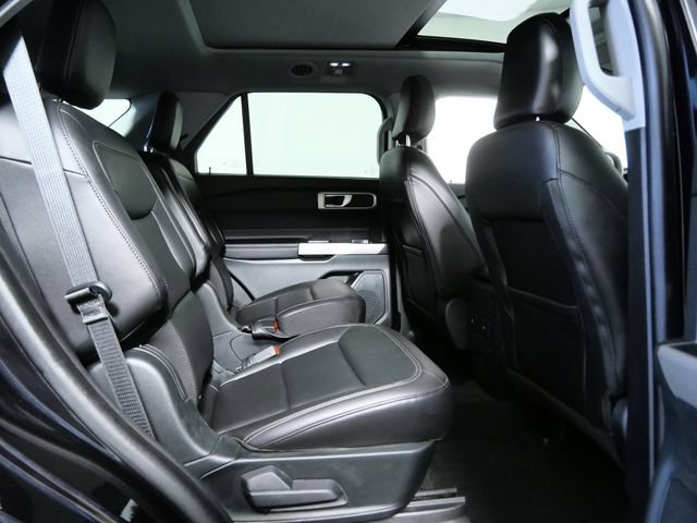 Certified 2023 Ford Explorer XLT w/ Equipment Group 202A AWD/4WD image 11