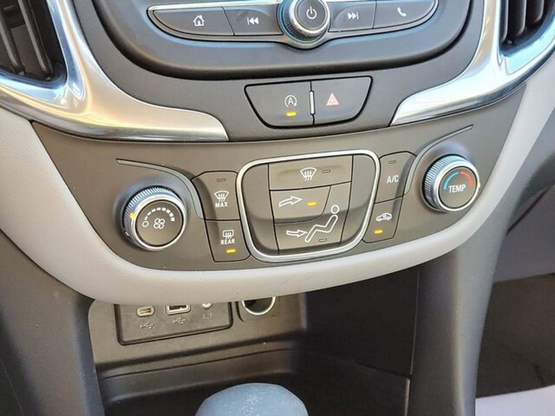 Used 2022 Chevrolet Equinox LS FWD image 20