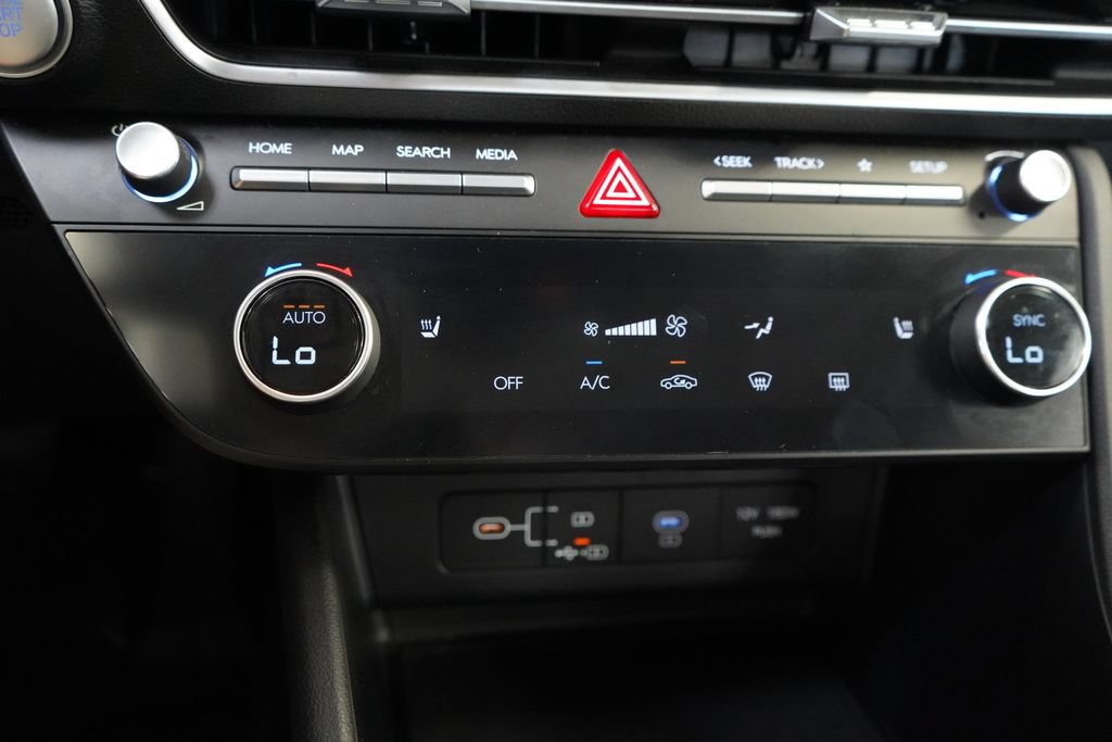 Used 2025 Hyundai Sonata SEL FWD image 34