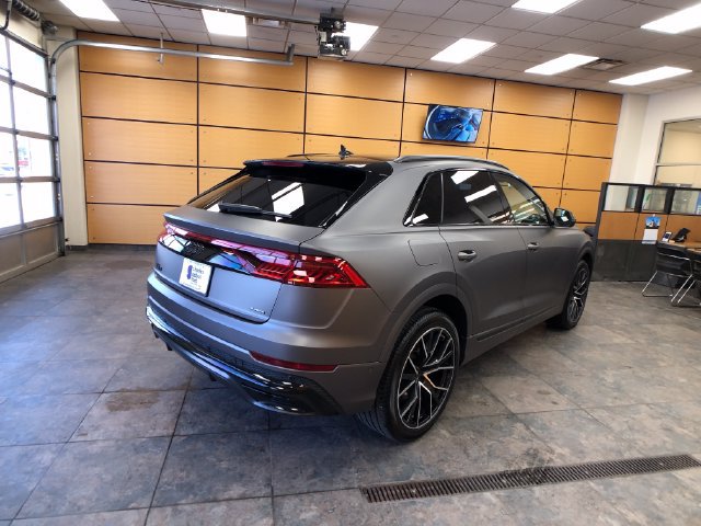 Used 2023 Audi Q8 Premium Plus AWD/4WD image 7