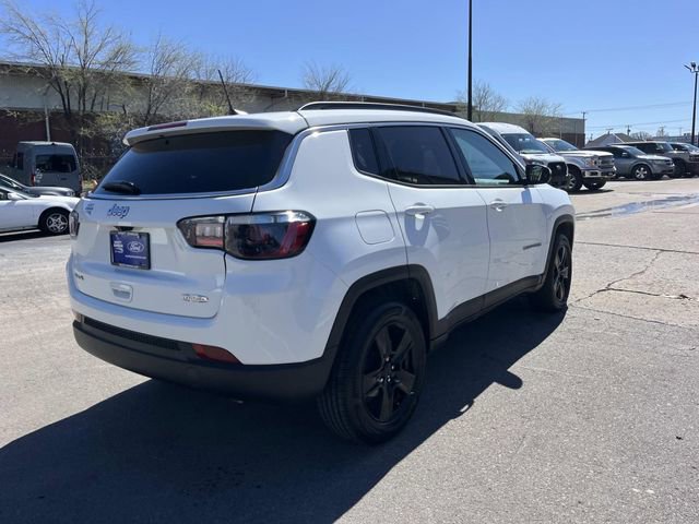 Used 2022 Jeep Compass Latitude w/ Convenience Group image 3