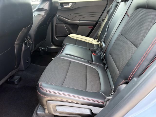 Certified 2025 Ford Escape ST-Line FWD image 17