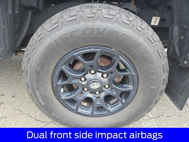 Used 2021 Toyota Tacoma SR5 AWD/4WD image 15