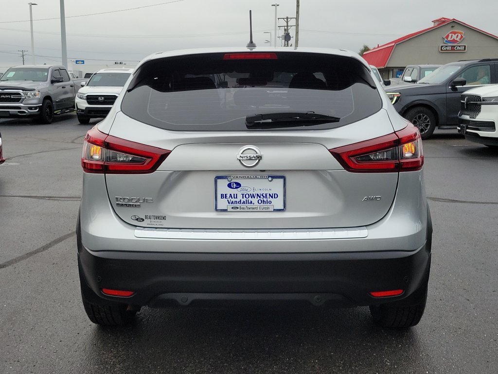 Used 2020 Nissan Rogue Sport S w/ Appearance Package AWD/4WD image 5