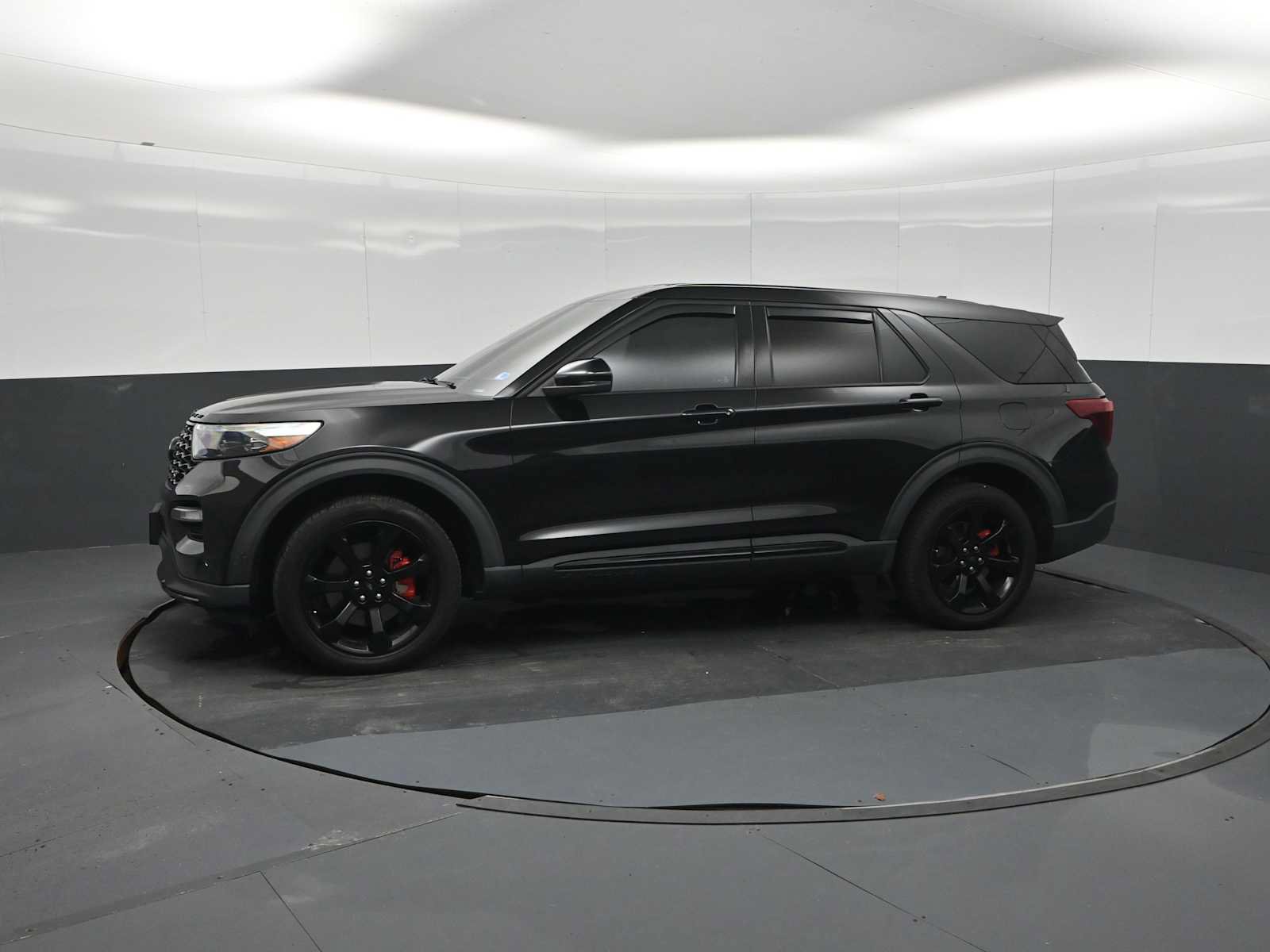 Certified 2021 Ford Explorer ST w/ Equipment Group 401A AWD/4WD image 4