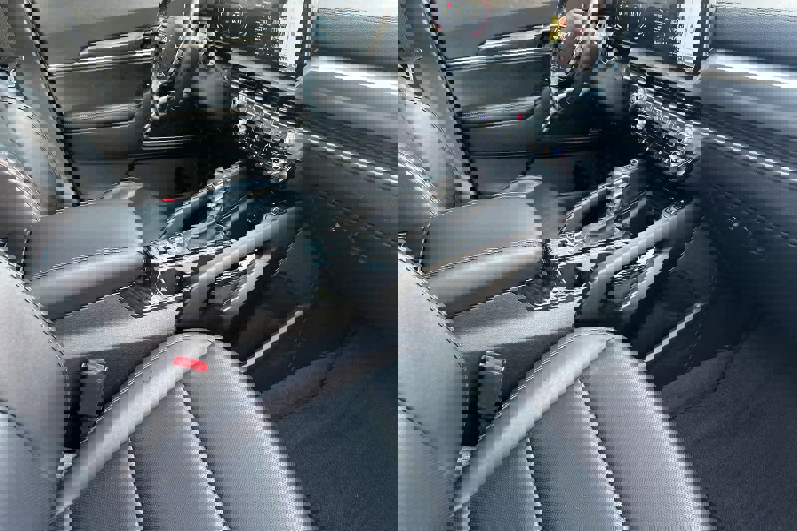 Used 2025 Kia Telluride S image 17