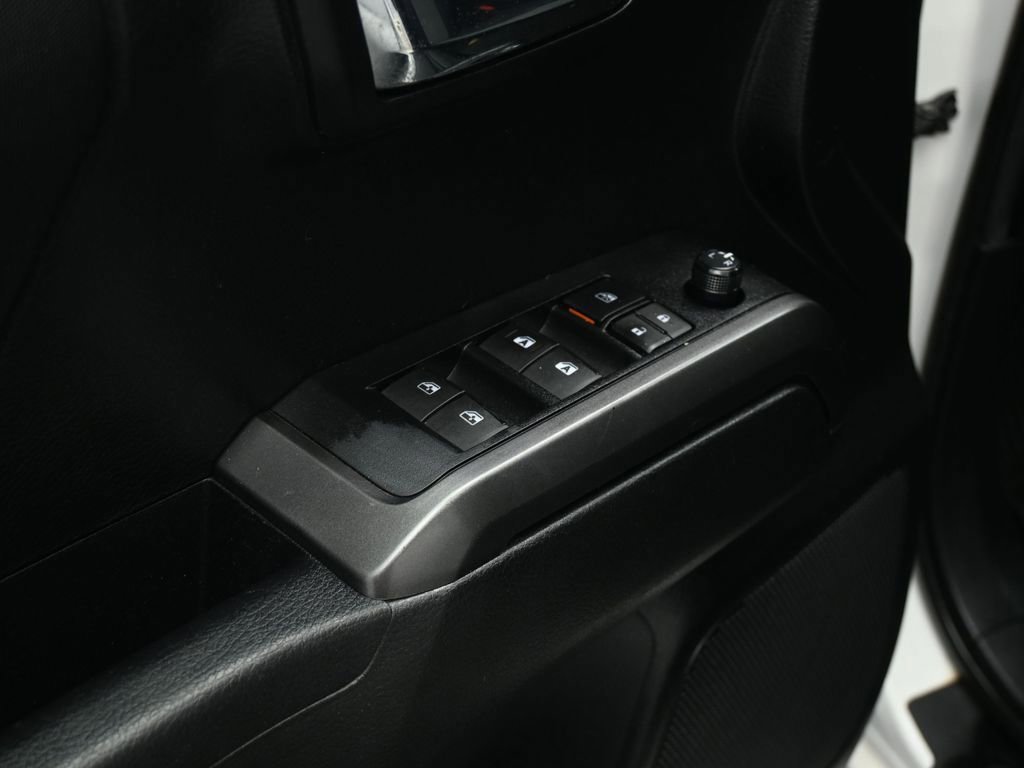 Used 2021 Toyota Tacoma TRD Sport w/ Technology Package image 27