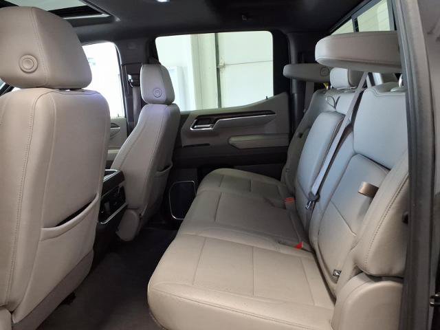 Used 2024 GMC Sierra 1500 SLT w/ SLT Premium Plus Package AWD/4WD image 15