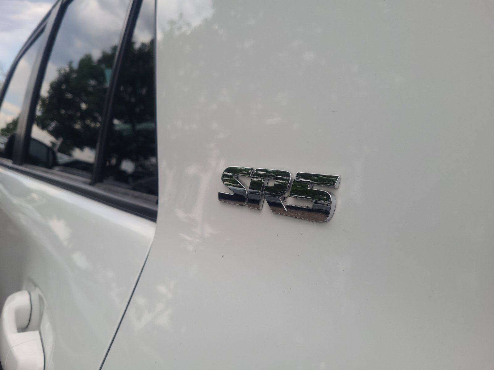 Used 2023 Toyota 4Runner SR5 Premium w/ SR5 Premium Package AWD/4WD image 24