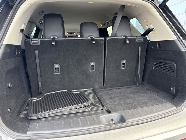 Used 2022 Nissan Pathfinder SL FWD image 30