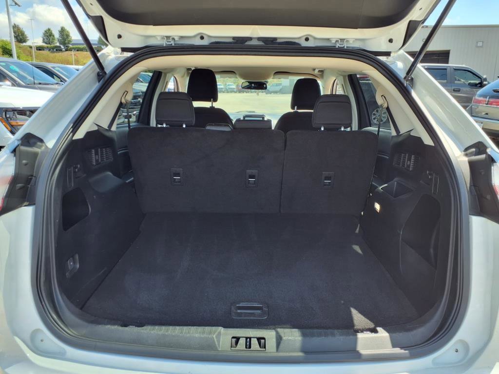 Certified 2022 Ford Edge SE image 10