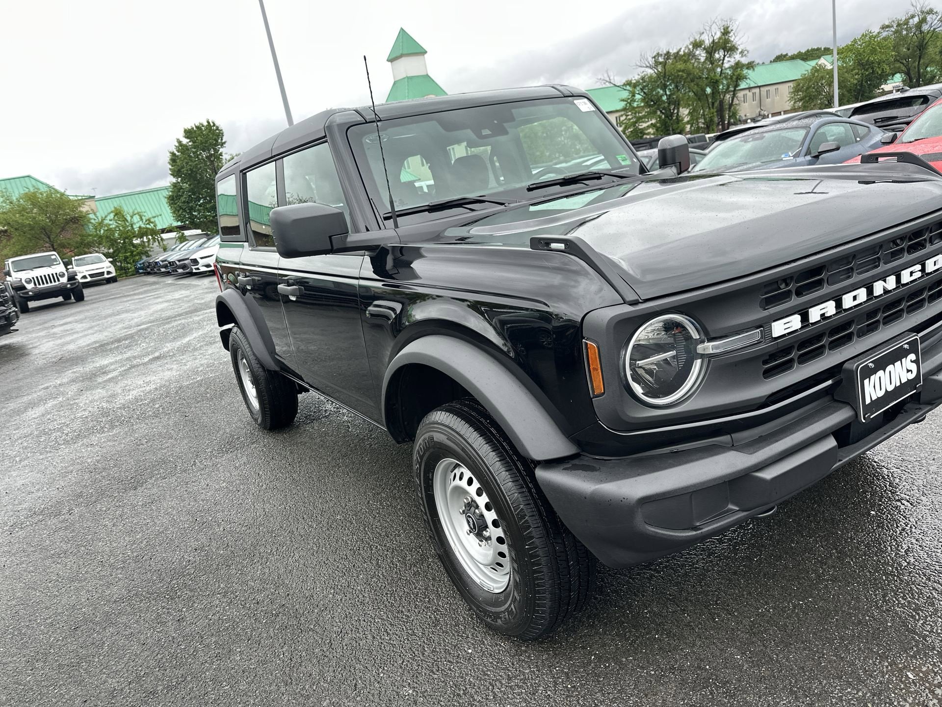 Certified 2025 Ford Bronco 4-Door AWD/4WD image 18