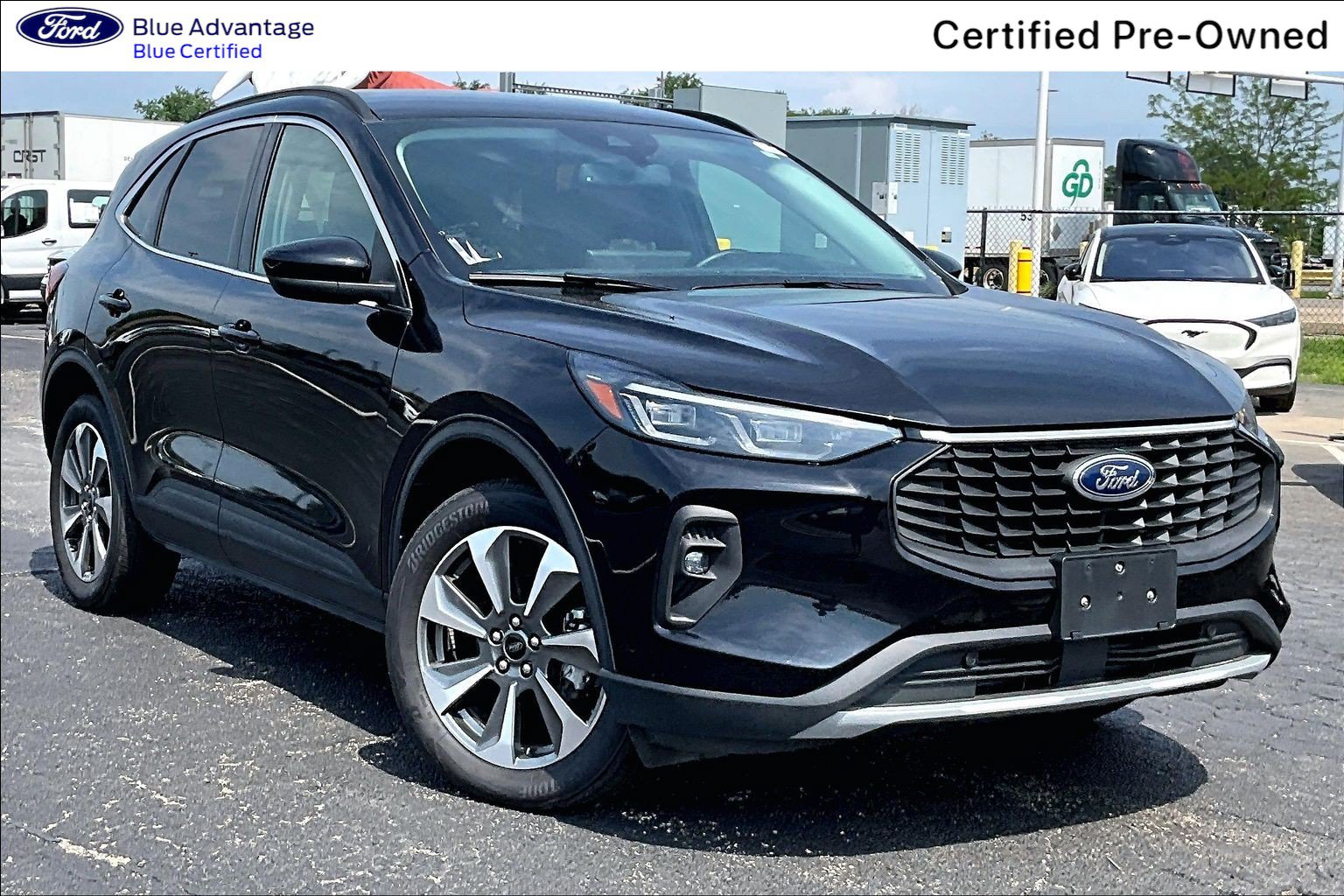 Certified 2025 Ford Escape Platinum AWD/4WD image 36