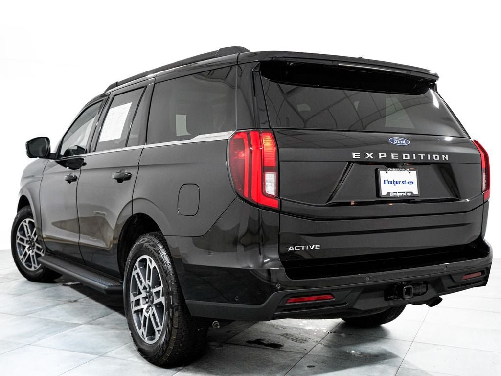 Certified 2025 Ford Expedition Active AWD/4WD image 5
