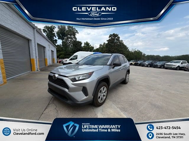 Used 2019 Toyota RAV4 LE w/ Carpet Mat Package FWD image 1
