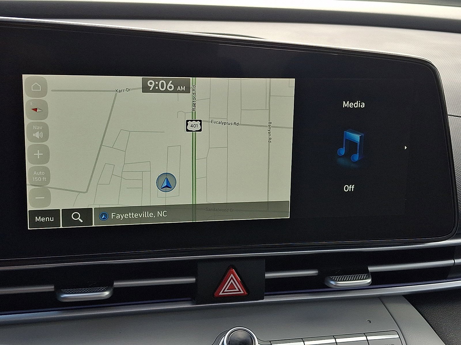 Used 2025 Hyundai Elantra Limited FWD image 16