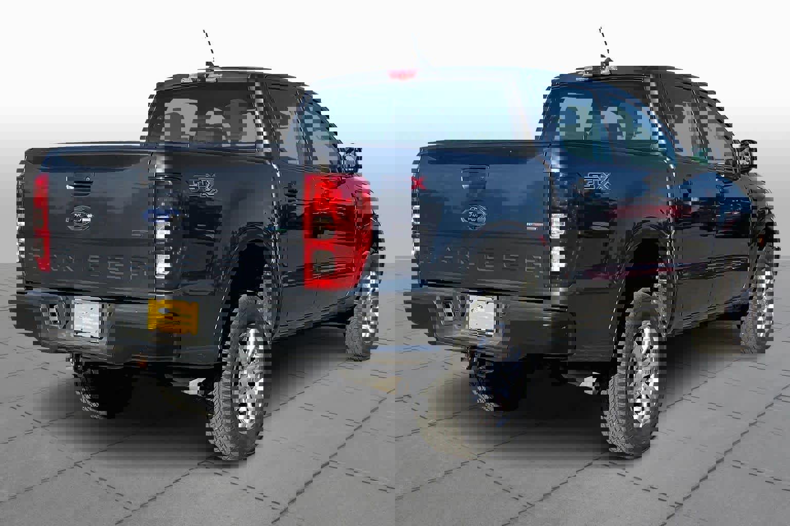 Certified 2019 Ford Ranger XL w/ Equipment Group 101A Mid image 3