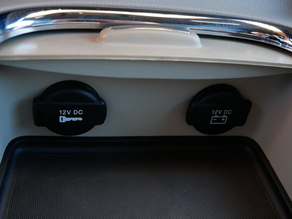 Used 2019 Dodge Grand Caravan SXT FWD image 26