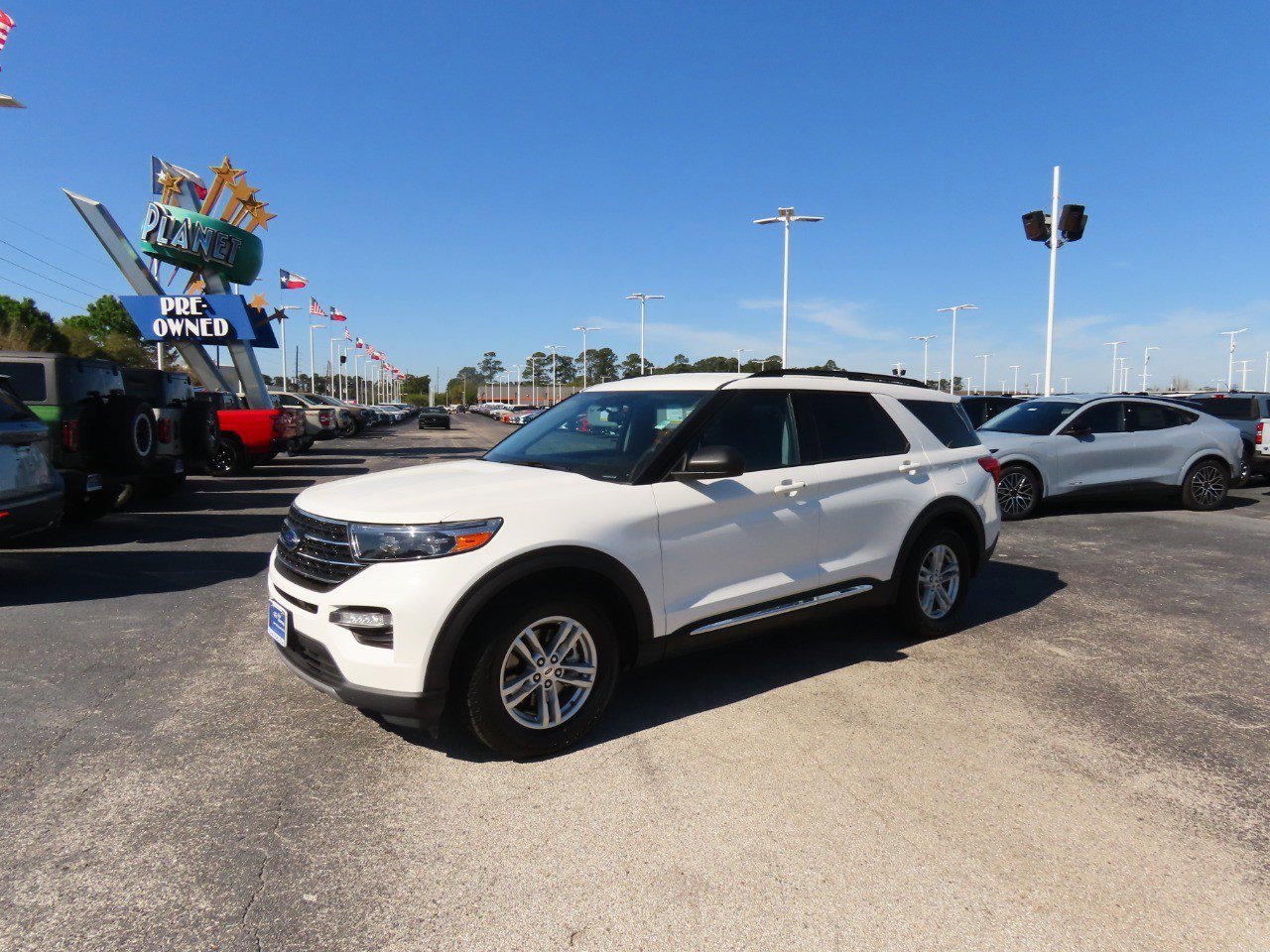 Certified 2023 Ford Explorer XLT w/ Equipment Group 202A image 2