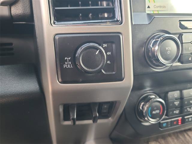 Certified 2019 Ford F350 Lariat w/ Chrome Package image 22