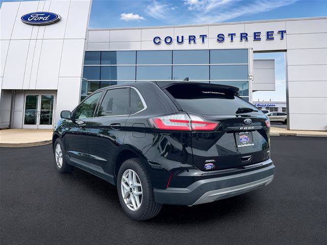 Certified 2024 Ford Edge SEL w/ Convenience Package AWD/4WD image 7
