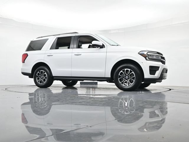 Certified 2024 Ford Expedition XLT RWD image 37