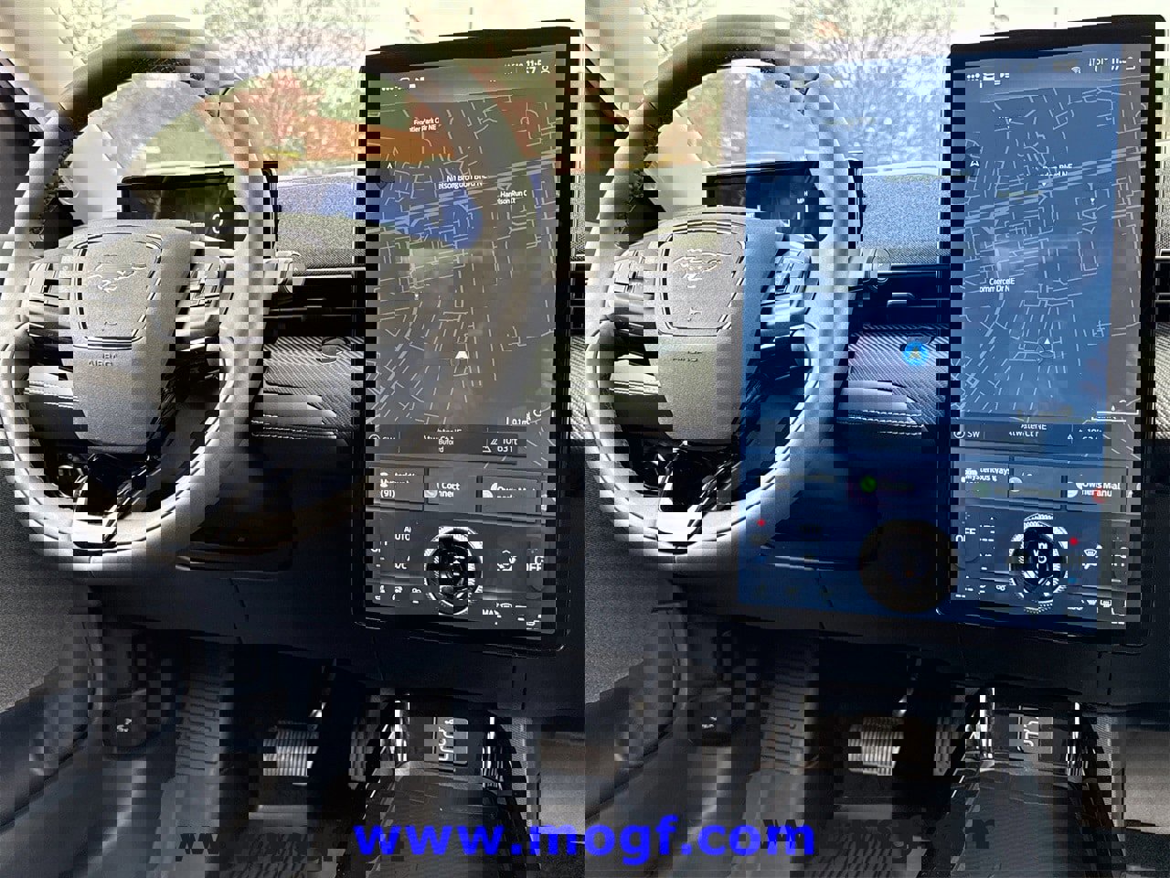 Certified 2025 Ford Mustang Mach-E Premium image 11