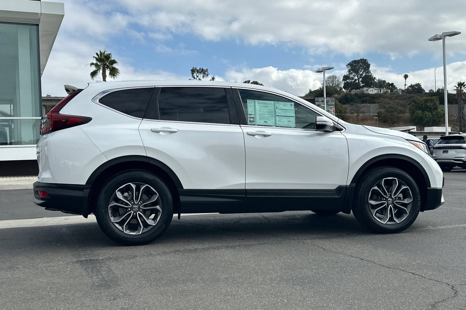 Used 2021 Honda CR-V EX image 2