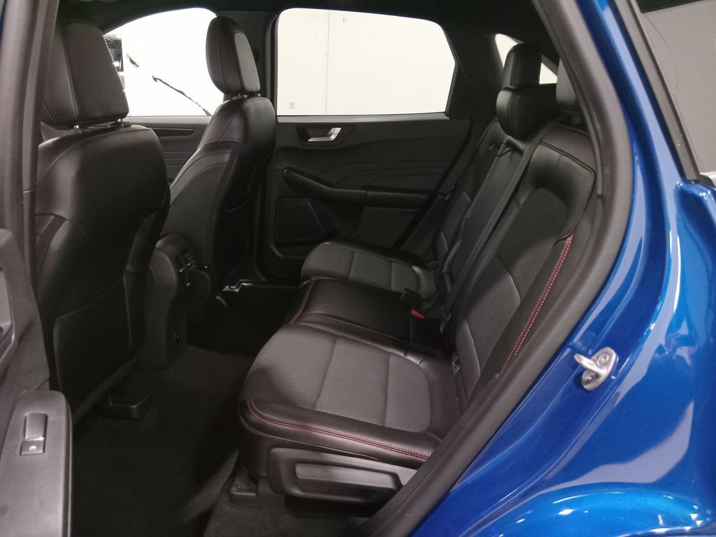 Certified 2023 Ford Escape ST-Line AWD/4WD image 13