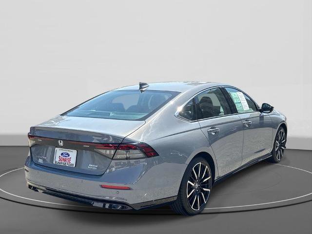 Used 2023 Honda Accord Touring image 4