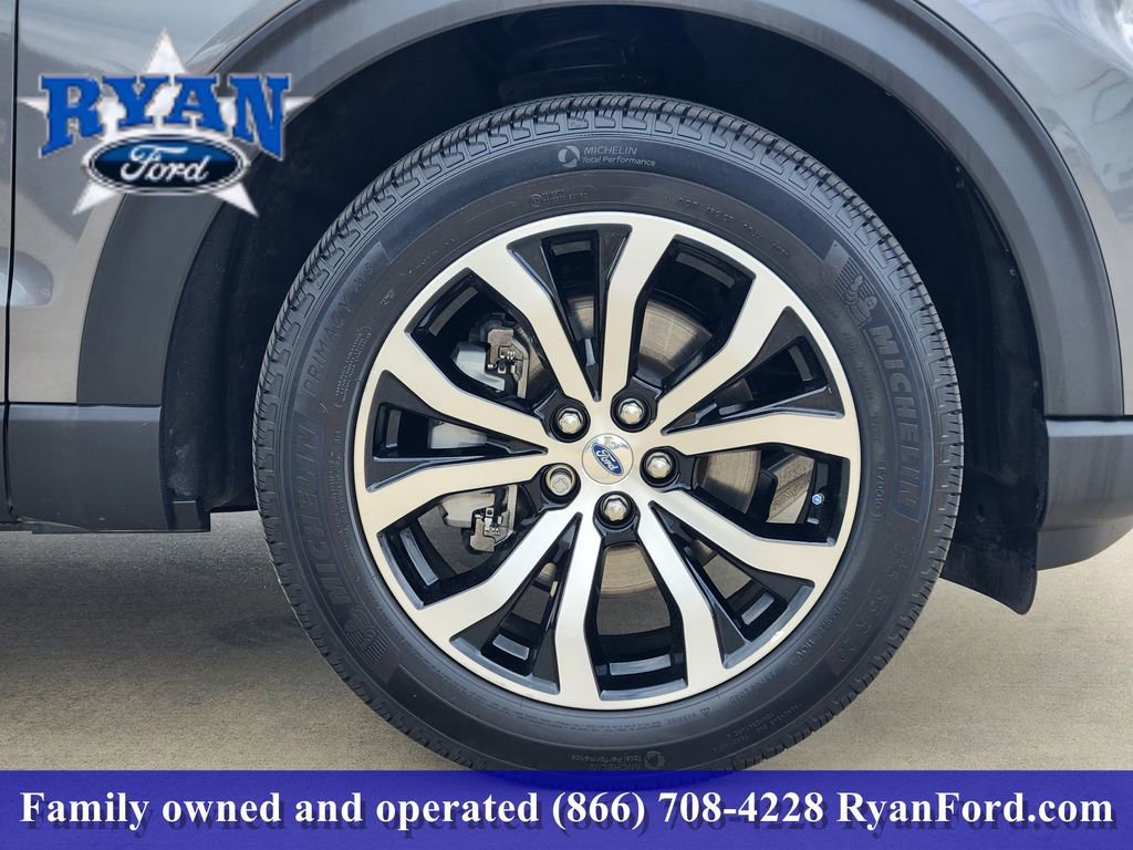 Certified 2025 Ford Explorer ST-Line AWD/4WD image 7