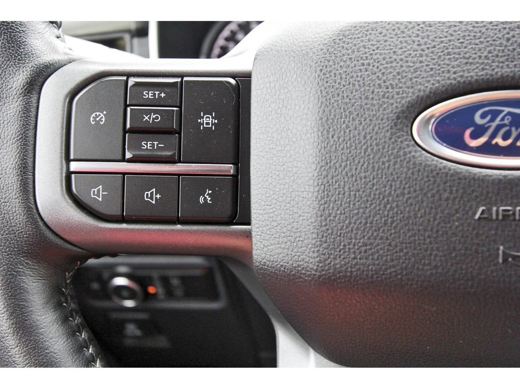 Certified 2022 Ford F150 XLT w/ Equipment Group 302A High image 17