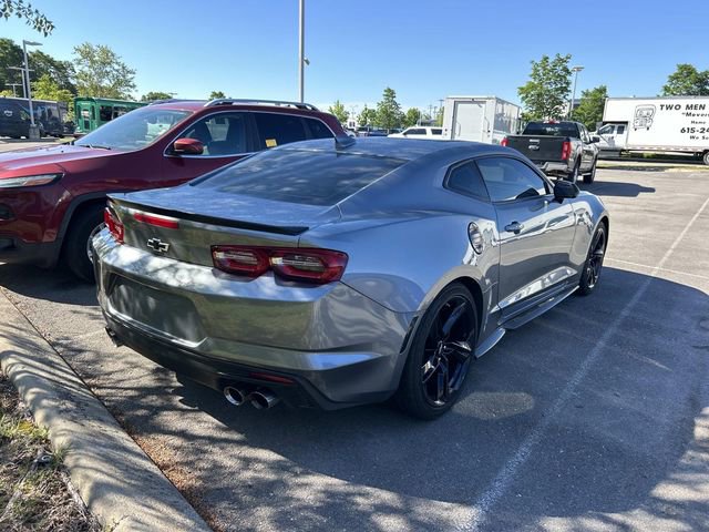 Used 2022 Chevrolet Camaro LT w/ Technology Package RWD image 4