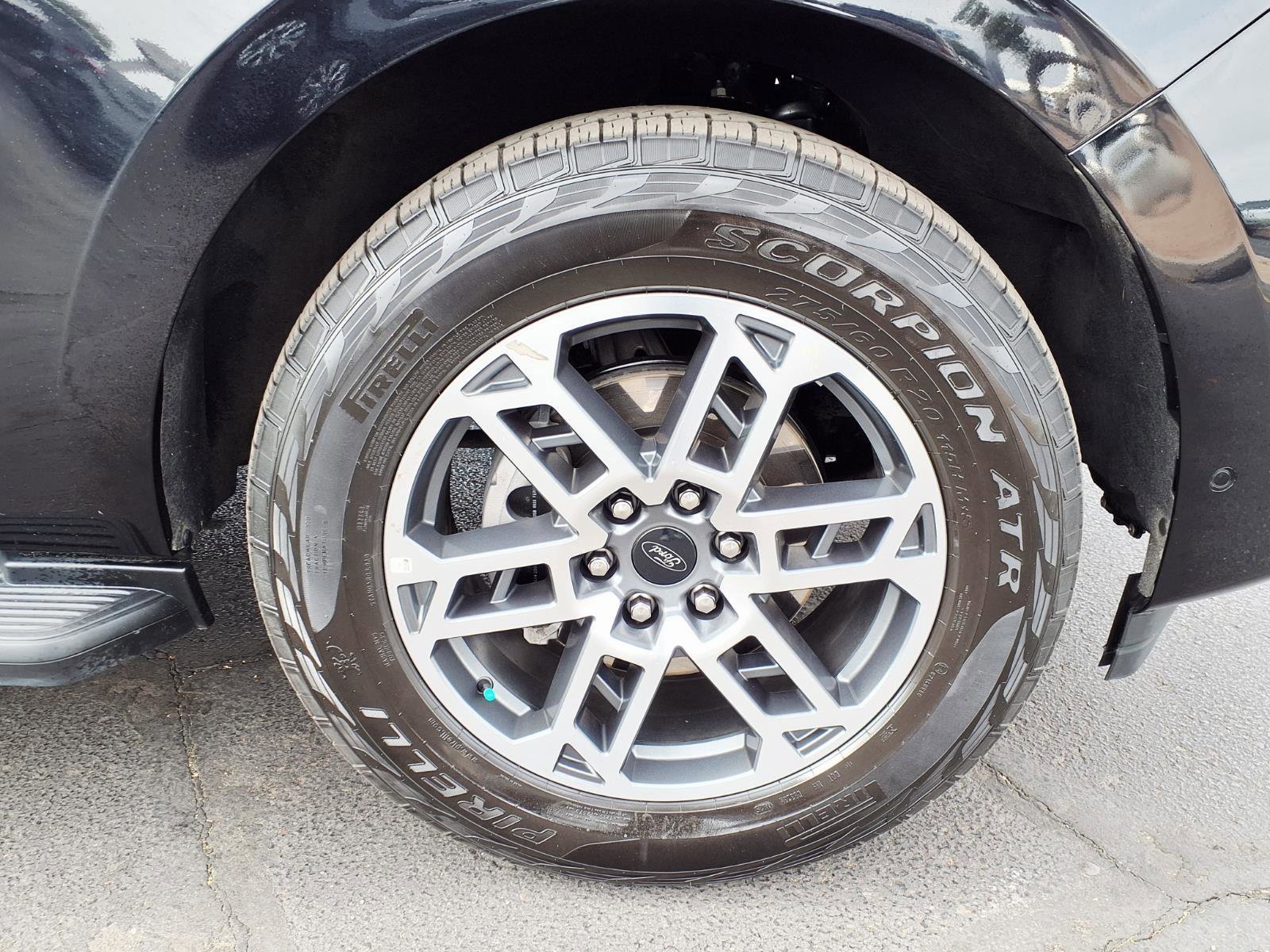 Certified 2025 Ford Expedition Max Active image 9