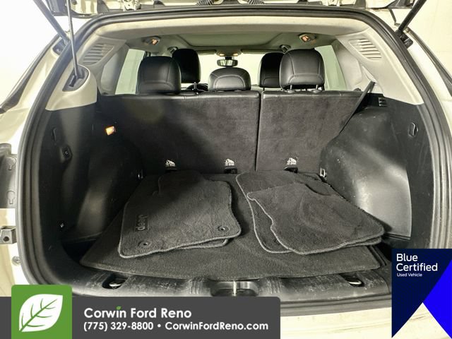 Used 2017 Jeep Compass Limited w/ Navigation Group AWD/4WD image 30