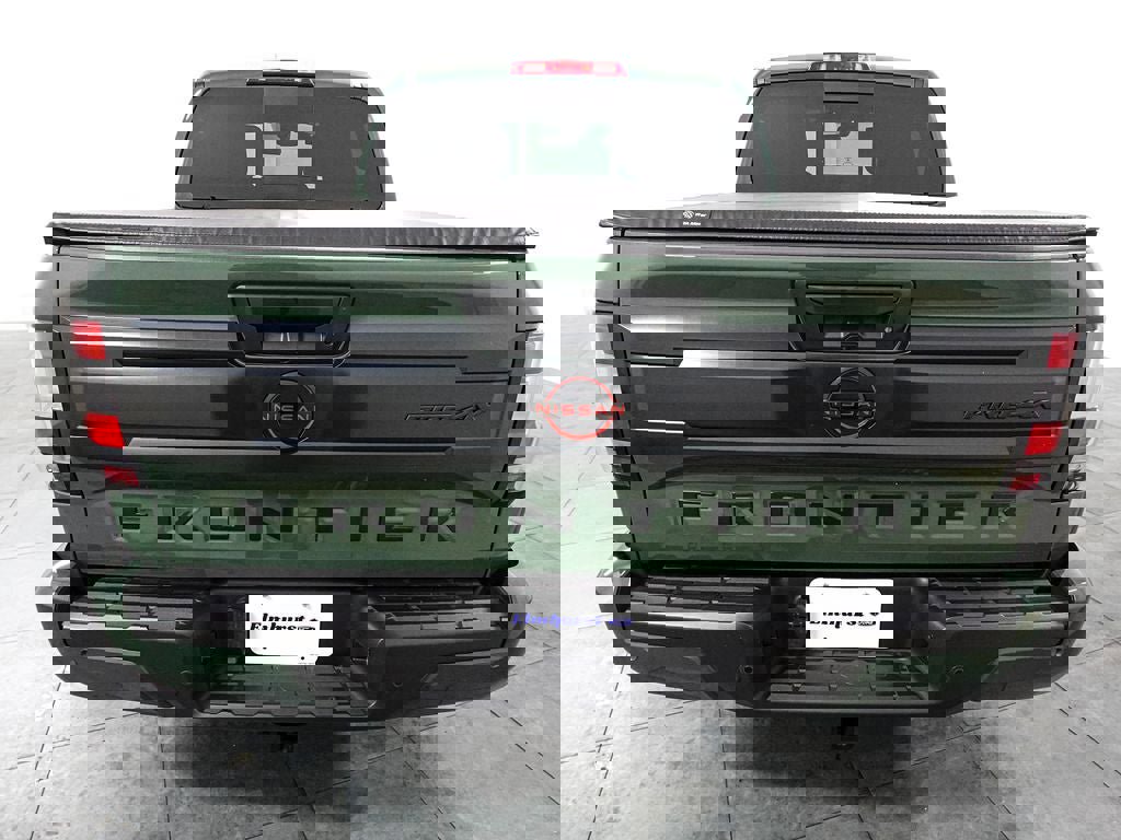 Used 2025 Nissan Frontier PRO-4X w/ Pro Convenience Package image 4