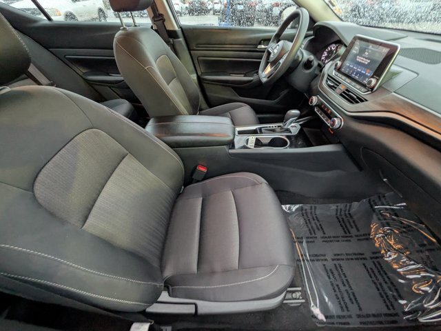 Used 2024 Nissan Altima 2.5 SV FWD image 27